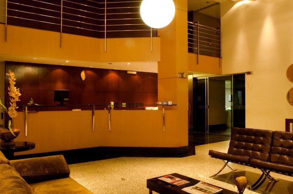 Líber Hotel Nova Serrana Exterior foto